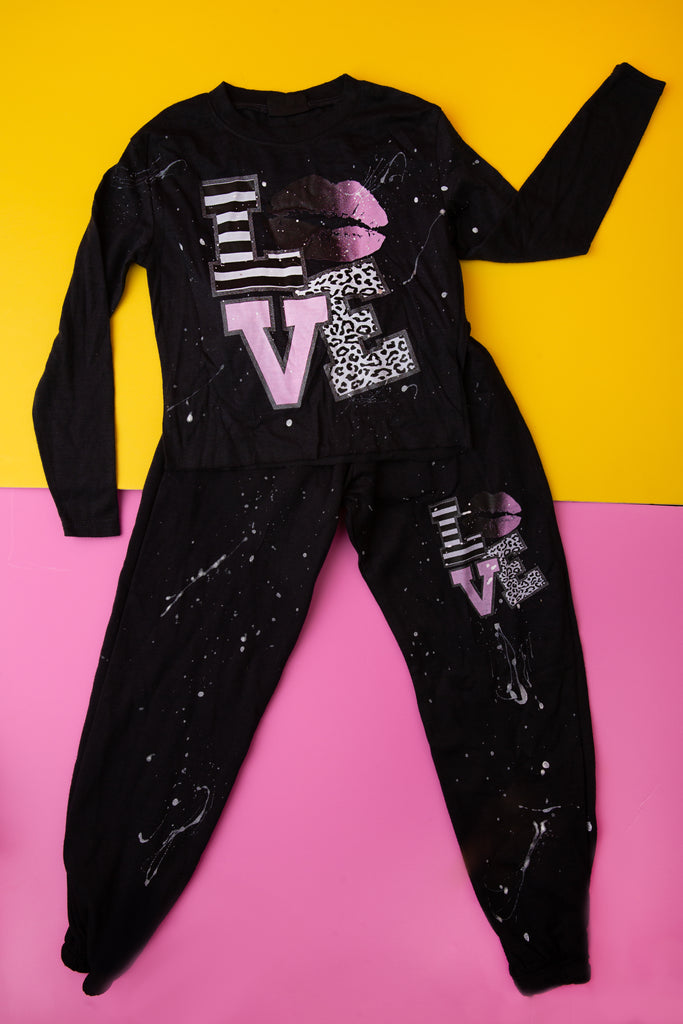 Love Lips Splatter Sweatpants
