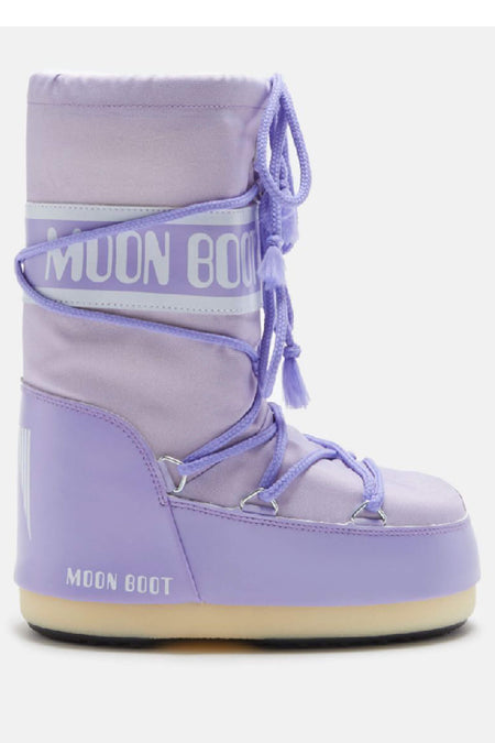 White Moon Boots